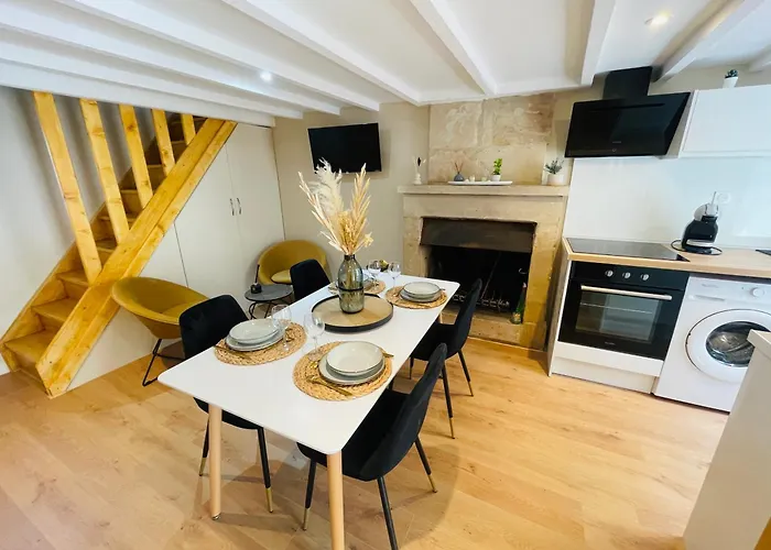 Glycine Yourhosthelper Courseulles-sur-Mer